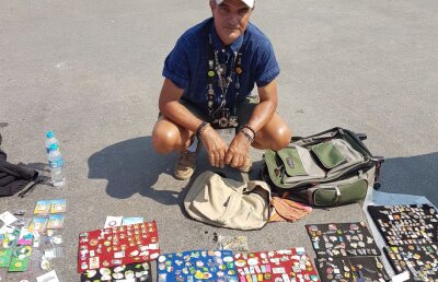 Corespondență din Rio » Concediu la Olimpiadă » Povestea unui colecționar de insigne prezent la 11 ediții consecutive de JO