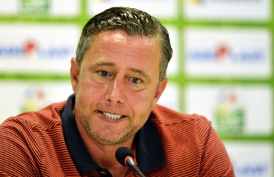 EXCLUSIV Reghecampf este atacat dur: "La el sunt forţări de sub fustă" :O