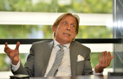 Mutu îi face praf pe foştii selecţioneri ai României: "Poate cu Daum nu stăm doar în apărare"