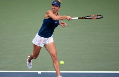 Să vină Serena Williams! Simona Halep s-a calificat în sferturile US Open: "Sunt gata să stau 4 ore pe teren!" » De ce duelul cu Serena are o miză URIAȘĂ