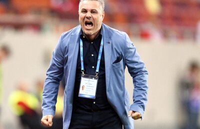 Îndemn huliganic al lui Șumudică: "Bine că n-am fost eu pe bancă! MM, închide-te cu Săpunaru într-o cameră!" + De ce îi era frică de Gigi Becali