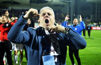 Steaua continuă războiul cu Șumudică: "Este cel mai obraznic antrenor! Nu s-a schimbat după suspendare"