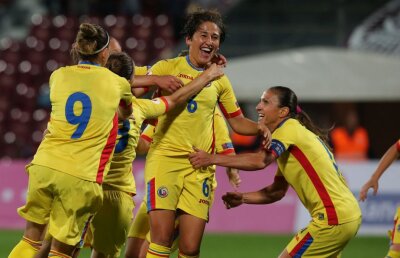 Ne-a lipsit un gol! "Tricolorele" au pierdut la limită calificarea directă la CE în faţa Rusiei, care a bătut Croaţia cu 5-0