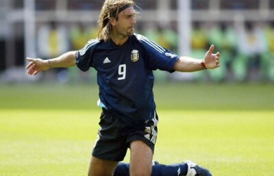 SONDAJ » El a fost ales cel mai bun număr 9 din istoria fotbalului! I-a depășit pe Van Basten și Batistuta