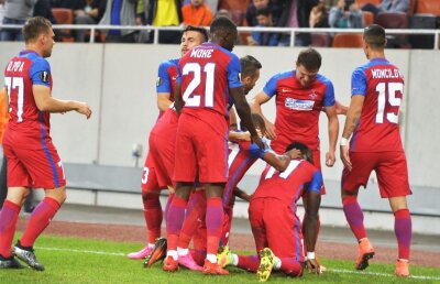 Cum i-a motivat Reghe pe steliști înainte de meciul cu Villarreal » Jucătorii au avut parte de scene sexy