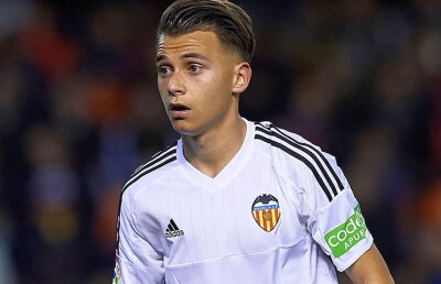 Un spaniol de 18 ani se află în vizorul lui Manchester United » Cu cine luptă echipa lui Mourinho pentru a-și asigura serviciile jucătorului