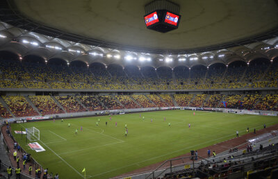 Arena pustie » Nici Steaua nu mai atrage: doar 1,500 de spectatori au susținut-o cu Mediaș