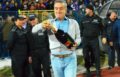 Becali despre Zurich: "Este o echipă de Divizia B! Sunt 400.000 de euro în joc și îi vreau!"