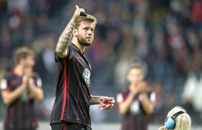 Poveste cu final fericit la Eintracht Frankfurt » Jucătorul emblematic care a învins cancerul și e gata să revină pe teren!