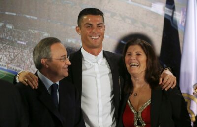 OFICIAL: Ronaldo și-a prelungit contractul cu Real! » "Când te retragi?". Răspunsul i-a lăsat mască pe jurnaliști