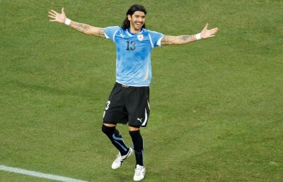 Performanță de Cartea Recordurilor bifată de Sebastian Abreu » Cifrele care i-ar face invidioși pe Sabin Ilie sau Gabi Tamaș :)