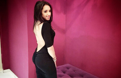 FOTO Miss Larisa! Prima fotografie provocătoare cu Iordache: gimnasta și-a surprins prietenii pe Facebook