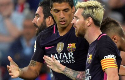 2 din 3! După Neymar, Suarez și-a prelungit contractul pe Camp Nou! A mai rămas doar Messi