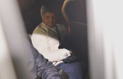 Gazeta dă numele firmei care le-a plătit lui Secureanu şi apropiaţilor 470 de deplasări şi concedii! De cine este controlată și ce susține DNA