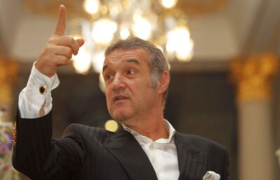 Orice pentru Champions League! Becali face o superechipă la Steaua » Cum se schimbă primul "11" al lui Reghe 