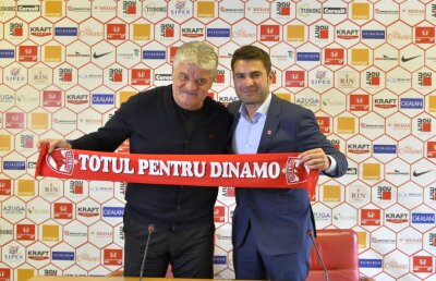 "Așteptam altceva de la el" » Continuă războiul dintre Andone și Mutu! Acuze grave