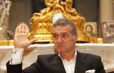 Becali s-a enervat! MM și Reghe au interzis la transferuri: "Ce aduc alții nu au valoare! Gata!"