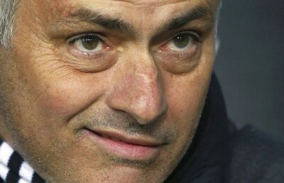 Mourinho pregătește o super ofertă pentru a-și betona defensiva! Unul din colegii lui Ștefan Radu este în vizorul portughezului 