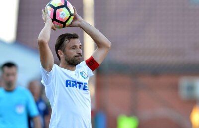 Între Șumi și Hagi » Sânmărtean este curtat de campioană și liderul Ligii 1