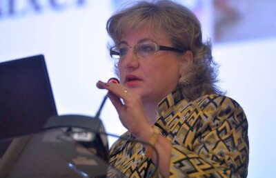 Întrebată de cîte ori a intrat Secureanu la Cotroceni, Administrația Prezidențială ne-a trimis la SPP, iar SPP spune că ”bonurile de acces și tabelele se distrug în cel mult 7 zile”!