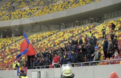 FOTO Gigi, unde-ţi este armata? Cum arăta peluza Stelei la Derby