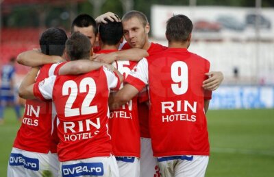 Supercadou de Moș Crăciun la Dinamo! Mutu anunță posibila întoarcere a unui "câine roșu" pursânge: "El vrea să vină"