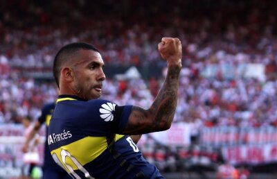 Carlos Tevez a devenit cel mai bine plătit jucător din istorie după ce a semnat în China: 4.600 de euro pe oră încasează argentinianul 