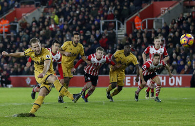 VIDEO Harry Kane își face reclamă în America după un penalty ratat: "Are cineva nevoie de un kicker în NFL?"