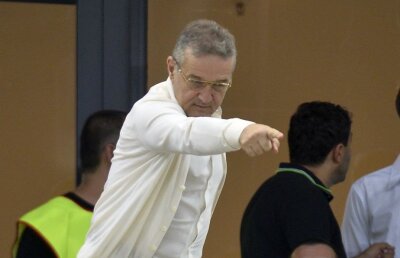 Plecare importantă de la Steaua » Becali anunță că se desparte de al doilea om din lot: "Și-a făcut datoria"