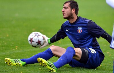 Transfer pentru Valentin Cojocaru! Portarul Stelei a plecat de la Crotone și a semnat cu o echipă cu pretenții