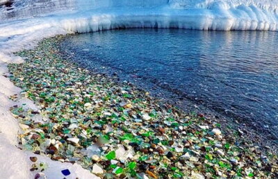 VIDEO » Natura a creat din deşeuri una dintre cele mai frumoase plaje din lume 