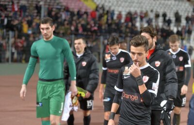 La retrogradare! Clasamentul în care Dinamo e pe ultimul loc: se bate cu Pandurii și CSM Poli Iași pentru "lanterna roșie"