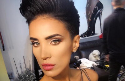 FOTO » Adelina Pestriţu, decolteu ameţitor pe Facebook