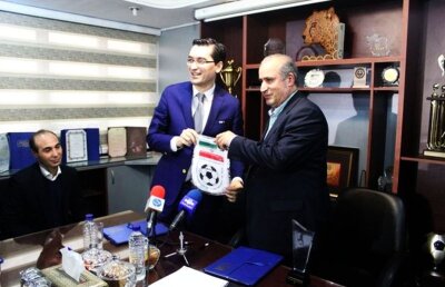 Federații din toată lumea, uniți-vă! Răzvan Burleanu a semnat un parteneriat cu Federația din Iran, ruta Tractorul Brașov - Tractor Sazi 