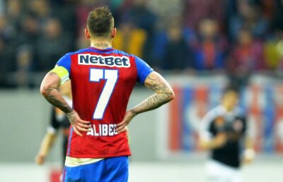 3 lucruri care nu s-au văzut la TV la Derby de România! Cum i-a uimit Alibec pe steliști + situația opusă a fanilor celor două echipe: "Faceți totul pentru a deveni FCSB" 