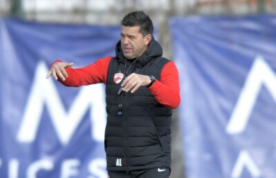 Probleme pentru Contra! Încă un titular s-a "rupt"! Va avea defensiva decimată în primele jocuri din play-off » Cum arată primul "11" 