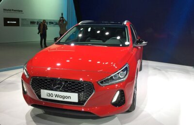 FOTO + VIDEO Noul Hyundai i30 Wagon » Toate detaliile legate de mașina prezentată la Geneva