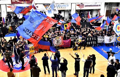 Ultrașii Stelei nu mai vin la meciuri, Becali îi trimite la CSA: "Talpane, ia tu toți suporterii!"