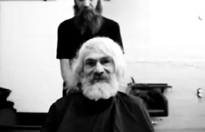 VIDEO » Cel mai emoționant video filmat vreodată: un om al străzii devine prinț