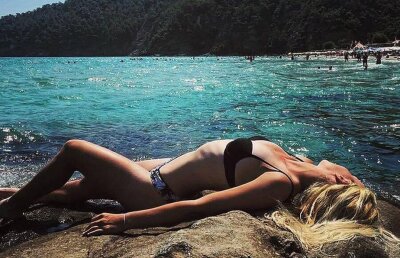 GALERIE FOTO Cu ea în preajmă, tenisul românesc are viitor! Imagini HOT cu Maria Șarapova de România