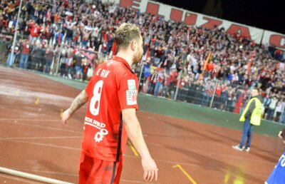 Situație incredibilă! Dinamoviștii înjură rivalii după fiecare meci, dar i-au reclamat la Comisii pe cei de la CSU! » Ultimul episod a fost în direct la TV