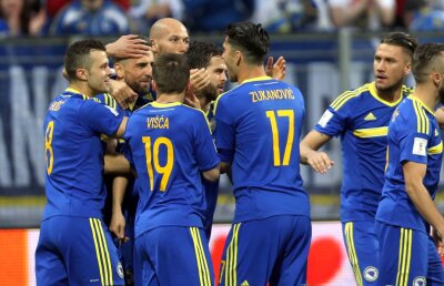 FOTO și VIDEO Rezultate-surpriză în meciurile din etapa a cincea a preliminariilor pentru CM 2018 » Bulgaria, victorie categorică împotriva Olandei! Ronaldo, recital cu ungurii