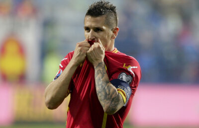 Teatru cu Jovetici » Dat accidentat, muntenegrenii l-au convins pe atacant să rămână în lot: e surpriza meciului cu Polonia?