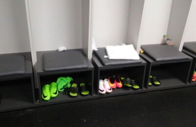 GALERIE FOTO Imagini din vestiarul naționalei după antrenamentul oficial » Detaliul observat de reporterul GSP