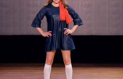 FOTO A strălucit pe podium » Multipla campioană olimpică la gimnastică, Monica Roșu, a fost vedeta unei prezentării de modă