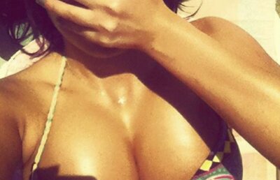 GALERIE FOTO Răvășitoarea Ramona » Lucrează la un club de fițe din București și se iubește cu un fost dinamovist