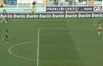 VIDEO Gafa de amator! Portarul pe care se bat toate forțele lumii s-a făcut de râs mai rău ca Nicoliță