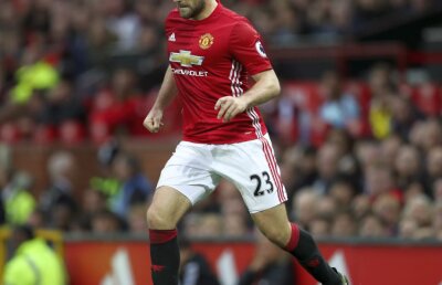 Mourinho îl face praf pe fundașul său de zeci de milioane: "Ești cu mult în urma colegilor tăi!" » Tânăra speranță a lui United, aproape de plecarea de pe Old Trafford