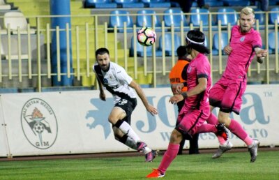 VIDEO Gazul cu ocaziile, Iașiul cu golurile » Poli urcă pe prima poziție în play-out, după victoria de la Mediaș