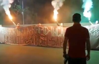 FOTO Surpriza pregătită lui Săpunaru! Fanii Rapidului l-au scos din hotel și i-au transmis un mesaj special înaintea meciului cu FCSB